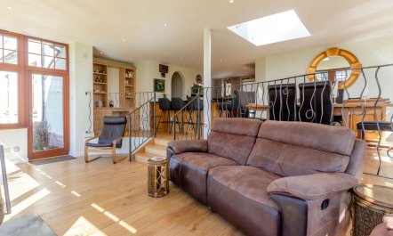 5 Bed in West Linton 4
