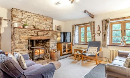 4 Bed in Crickhowell
