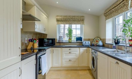 3 Bed in Kingsbridge 8