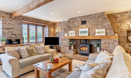 3 Bed in Brecon