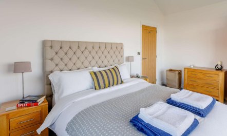 2 Bed in Stockport 9