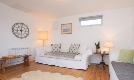 2 Bed in Cranbrook 2