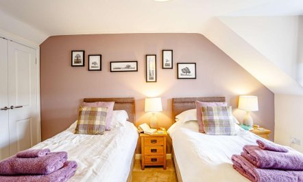 2 Bed in Jedburgh 9
