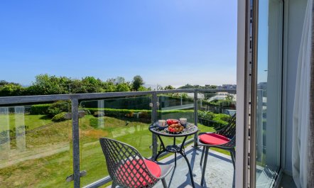 2 Bed in Tenby 3