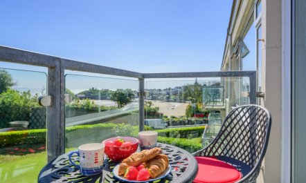 2 Bed in Tenby