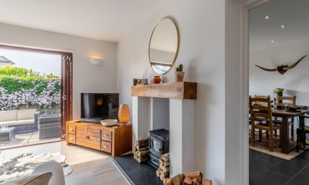 4 Bed in Braunton 5