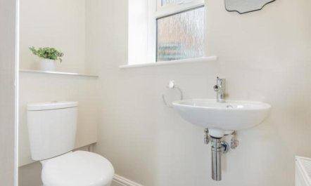 4 Bed in Penrith 6