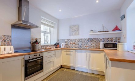 5 Bed in Aberdyfi 6