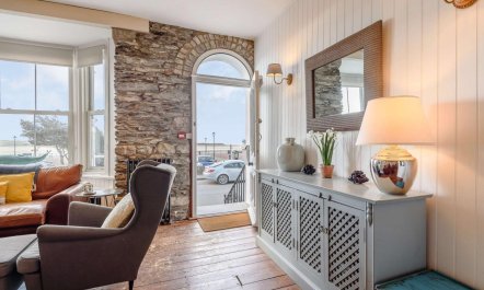 5 Bed in Aberdyfi 2
