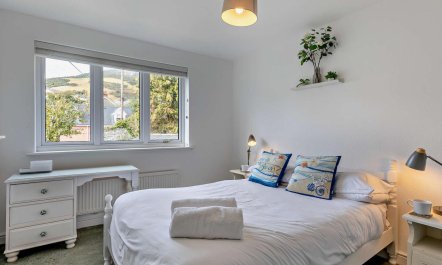 3 Bed in Aberdyfi 8