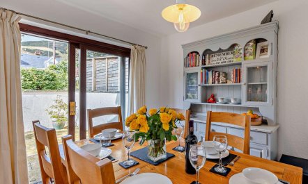 3 Bed in Aberdyfi 5