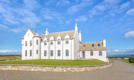 9 Bed in Thurso