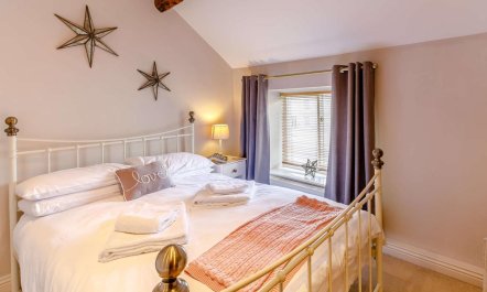 2 Bed in Pickering 9