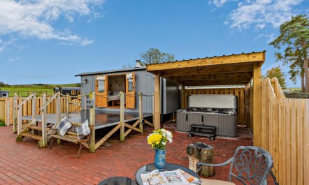 1 Bed in Rhayader 3