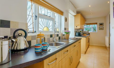 2 Bed in Romney Marsh 5