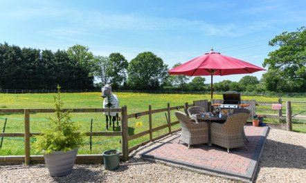 2 Bed in Westbury 3