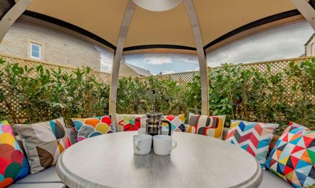 4 Bed in Hope Valley 5