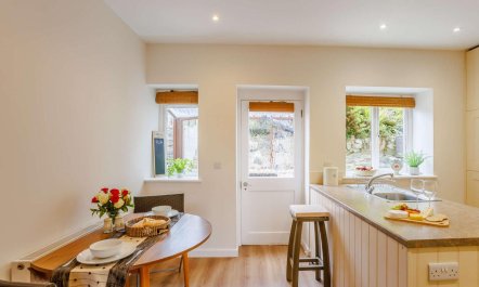 2 Bed in Yelverton 5