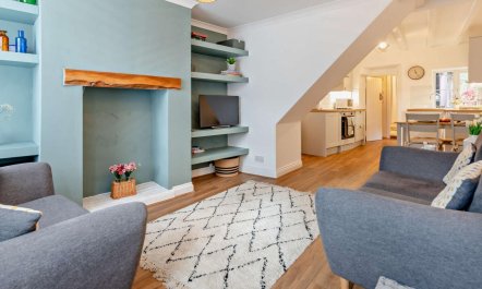 2 Bed in Dawlish 1