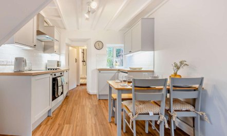 2 Bed in Dawlish 4