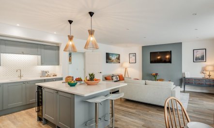 3 Bed in Tenby 6