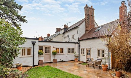 3 Bed in Warwick