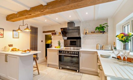 3 Bed in Warwick 2