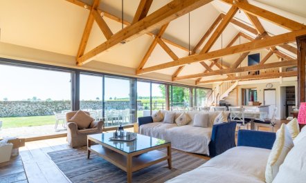 6 Bed in Thurgarton