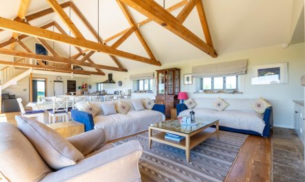 6 Bed in Thurgarton 1