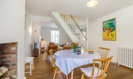 2 Bed in Whitstable 8