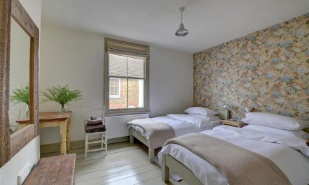 2 Bed in Whitstable 8