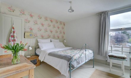 2 Bed in Whitstable 4