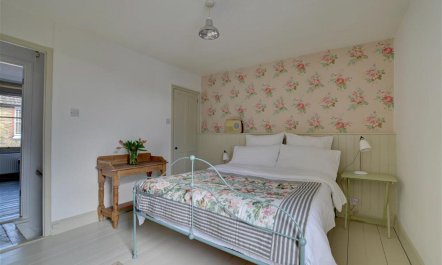 2 Bed in Whitstable 7