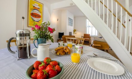 2 Bed in Whitstable 7