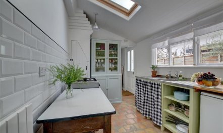 2 Bed in Whitstable 5
