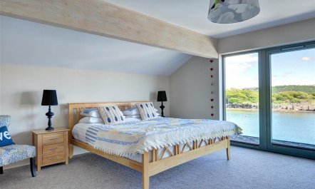 4 Bed in Porthmadog 9