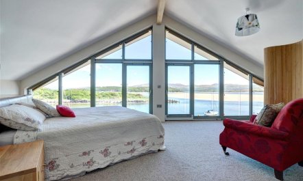 4 Bed in Porthmadog 2