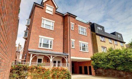 4 Bed in Broadstairs