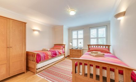 4 Bed in Broadstairs 5