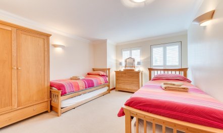 4 Bed in Broadstairs 6
