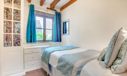3 Bed in Haverfordwest 7
