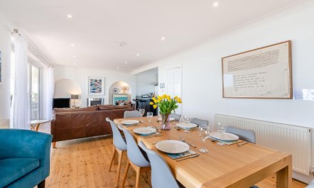 3 Bed in Deal 9
