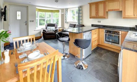 1 Bed in Ruthin 2