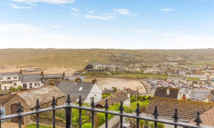 5 Bed in Perranporth 3