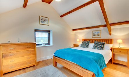 3 Bed in Begelly 6