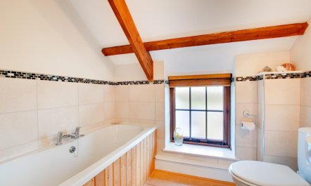 3 Bed in Begelly 8