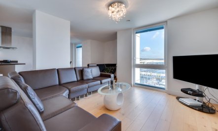 2 Bed in Brighton Marina Village 4