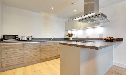2 Bed in Brighton Marina Village 5