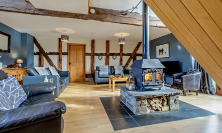 4 Bed in Builth Wells 7
