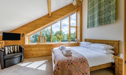 5 Bed in Brecon